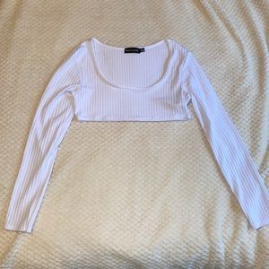 NWOT!! Pretty Little Thing Long Sleeve Crop Top Size 8!!